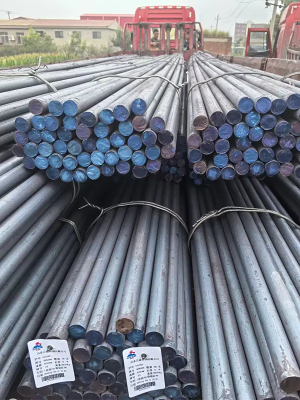 Black Round Steel Bar